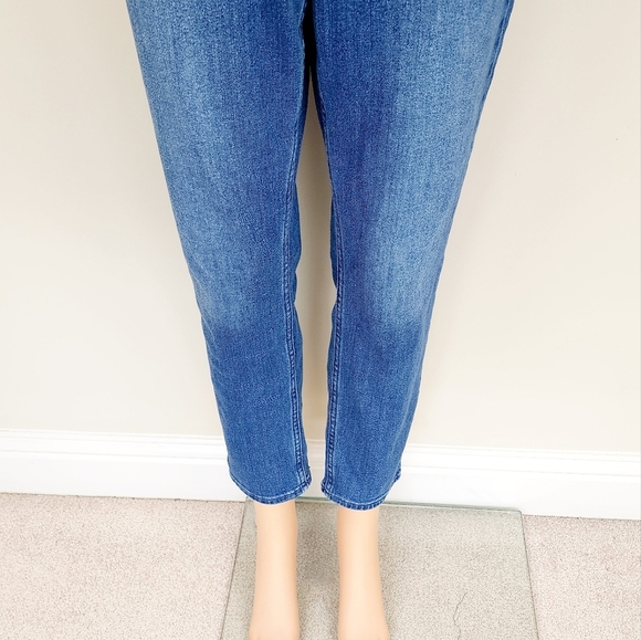 Old Navy High Rise Wow Super Skinny Jeans - Picture 8 of 13